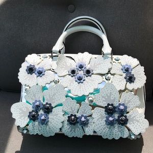 NEW Henri Bendel W57th Barrel Satchel